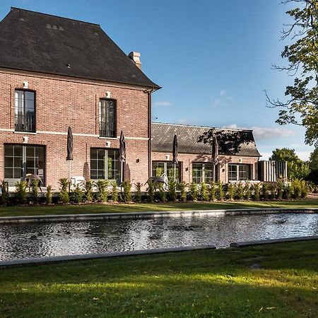 Отель Les Jardins De Josephine - Le Manoir Эврё Экстерьер фото