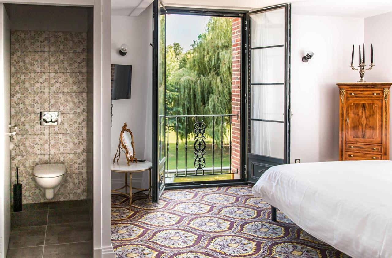 Отель Les Jardins De Josephine - Le Manoir Эврё Экстерьер фото